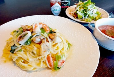 シーフードクリームパスタ