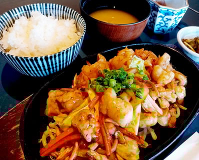 ホルモン焼き定食
